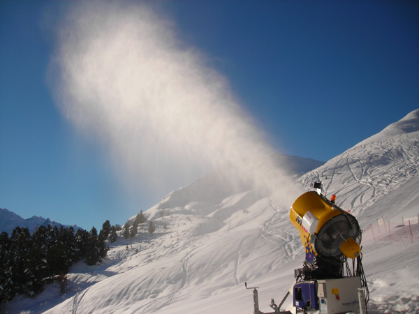 CERVINIA - No all'acqua potabile per l'innevamento programmato